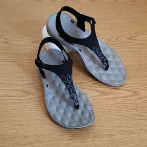 Columbia Sportswear Sunbreeze Vent T Sandal 5